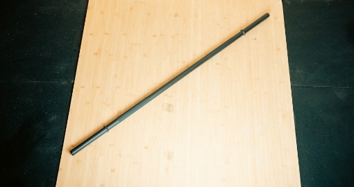 Slika Crna trening šipka 145 cm