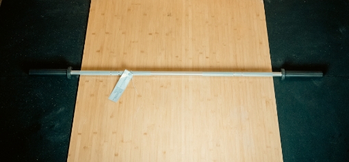 Slika Olimpijska trening šipka s crnim krajevima 183 cm